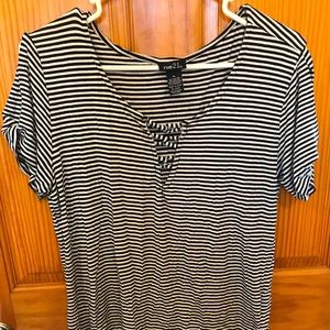 Rue21 Women’s Top